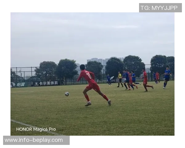 上海海港U15队大胜海门珂缔缘U15队七球狂胜展现青少年足球实力