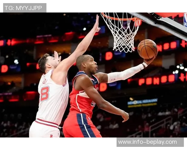 谢泼德虽身高不足1米9却展现惊人跳投能力KD身边空位三分机会频频出现