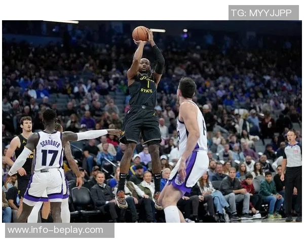 穆迪全场狂砍32分4篮板3抢断8记三分助勇士赢球成队内第二得分手